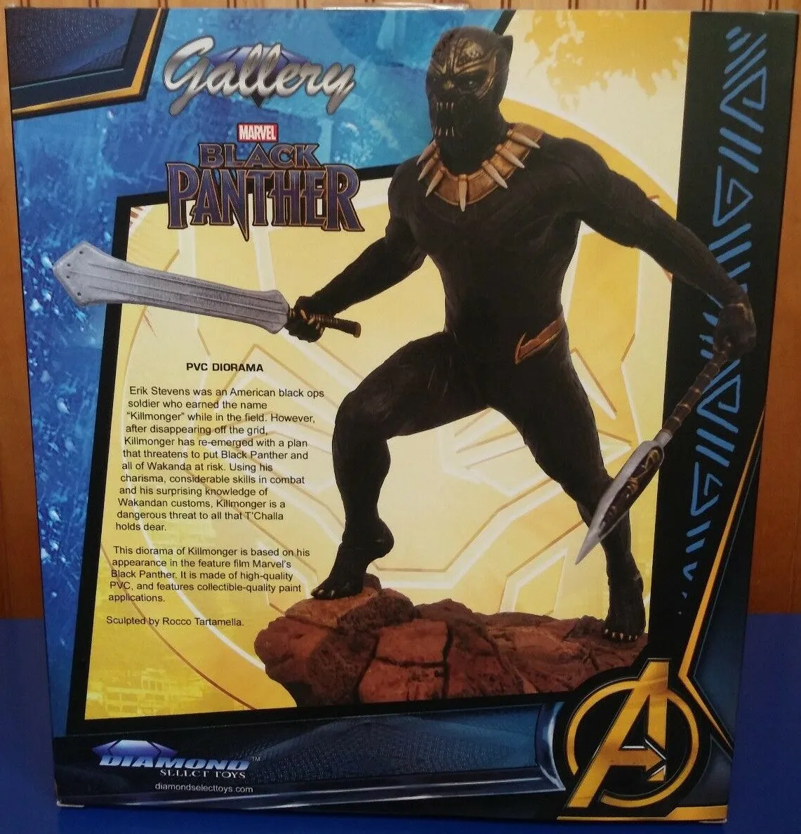 Diamond Select Toys - Marvel Gallery - Black Panther Movie - Eric Killmonger 9-inch PVC Diorama Statue