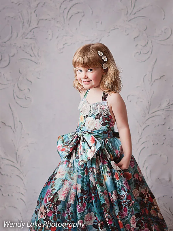 Genevieve Ivory Printed Photography Backdrop